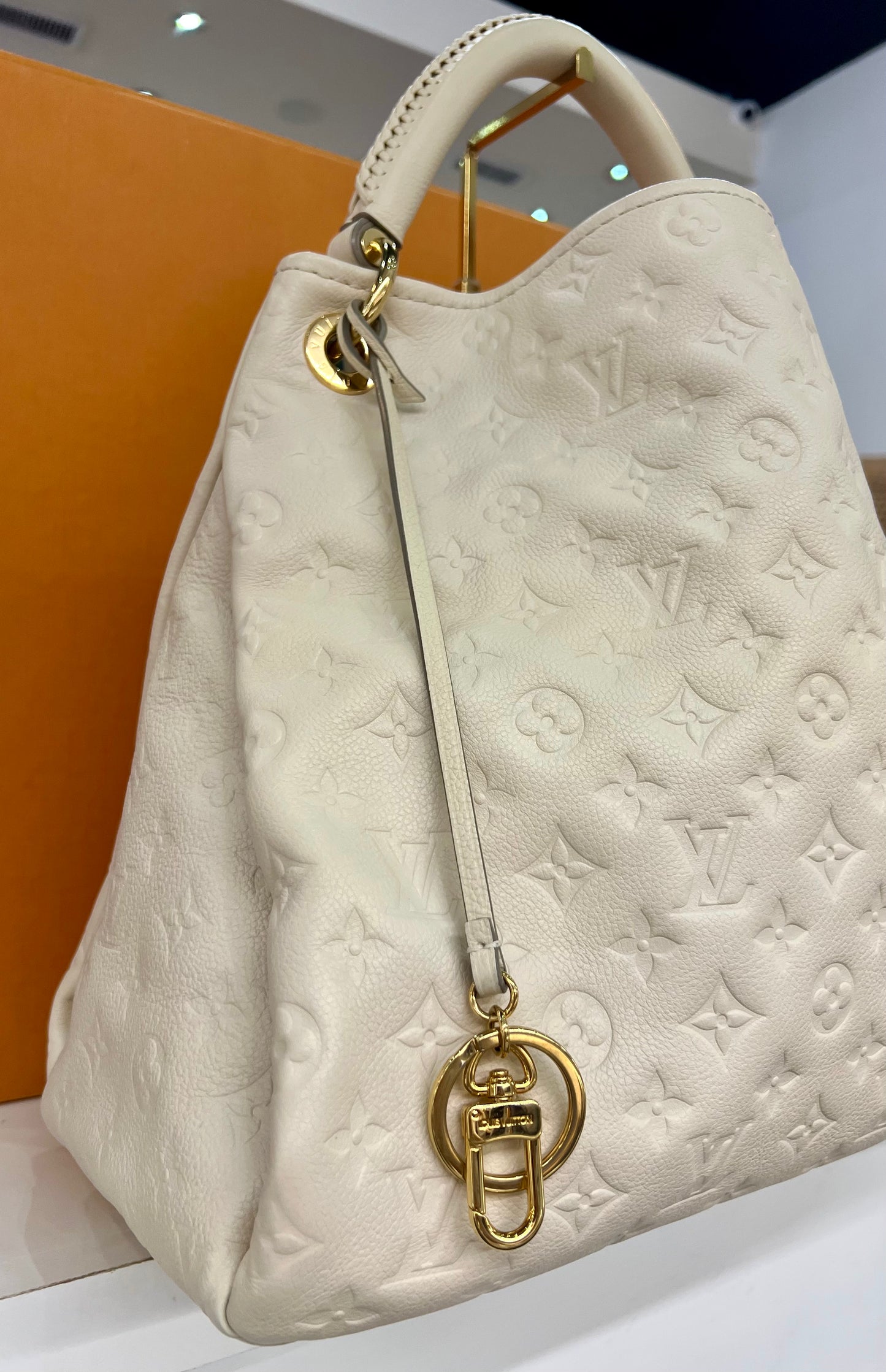 Artsy MM Empreinte Cream