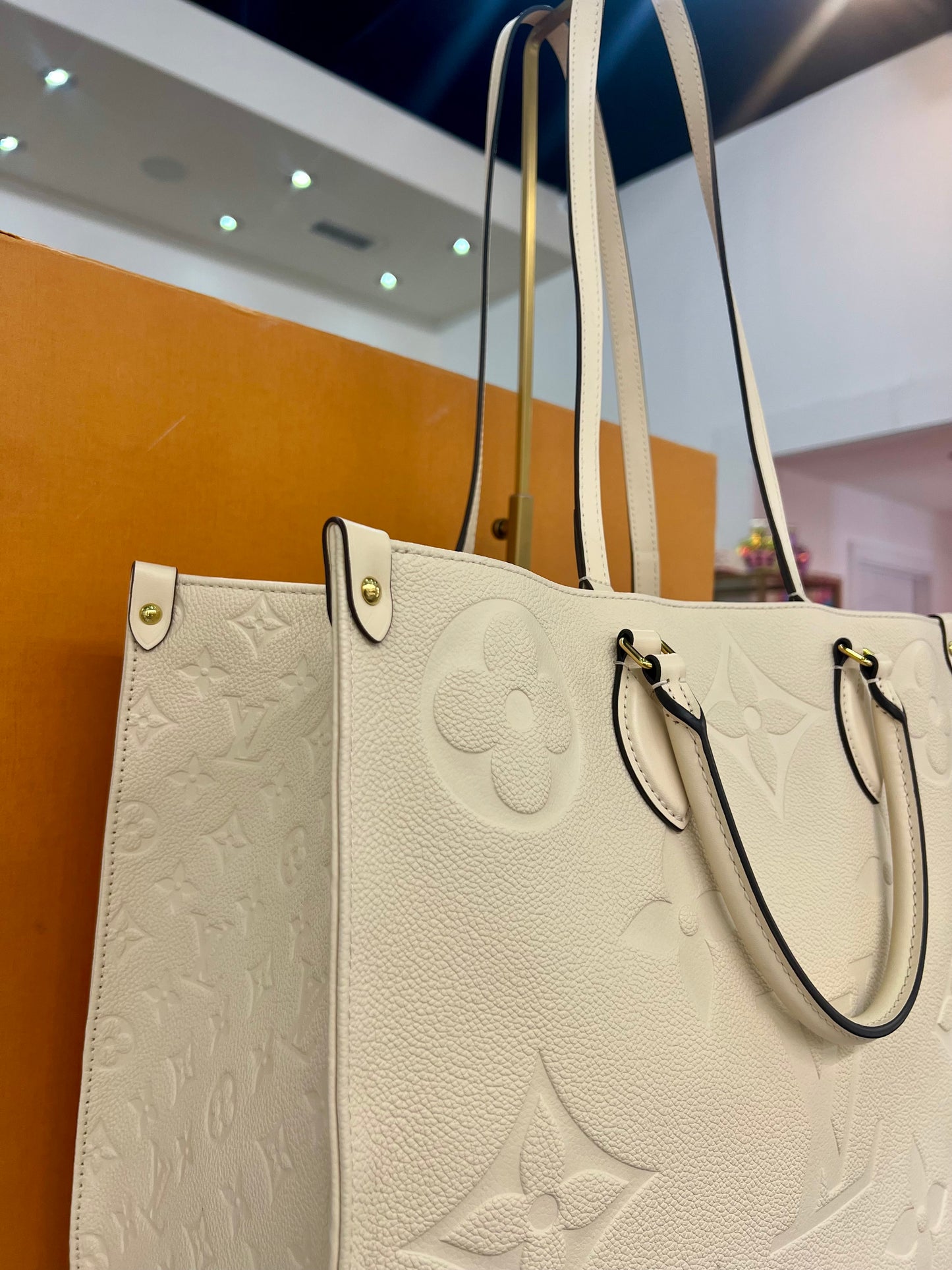 ONTHEGO GM Eggshell Empreinte