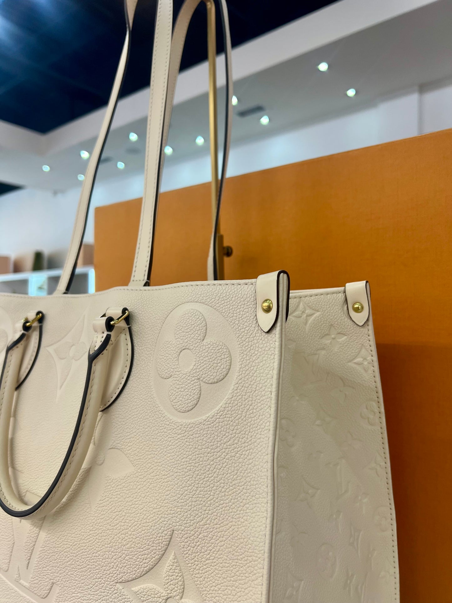 ONTHEGO GM Eggshell Empreinte