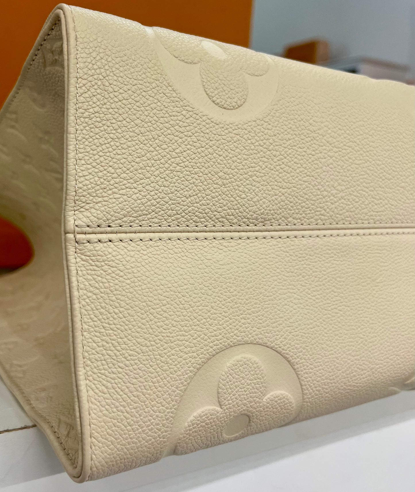 ONTHEGO GM Eggshell Empreinte