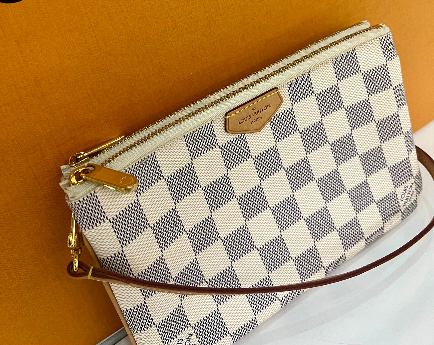 Zip Pochette Damier Azur