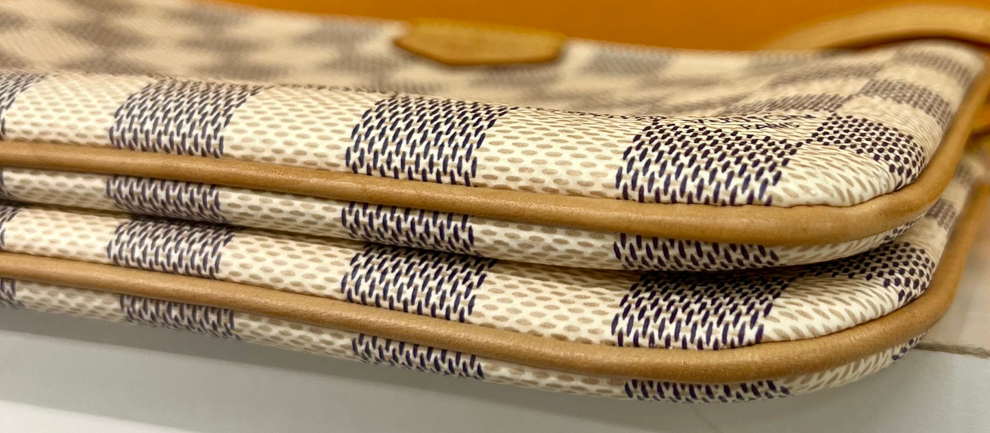 Zip Pochette Damier Azur