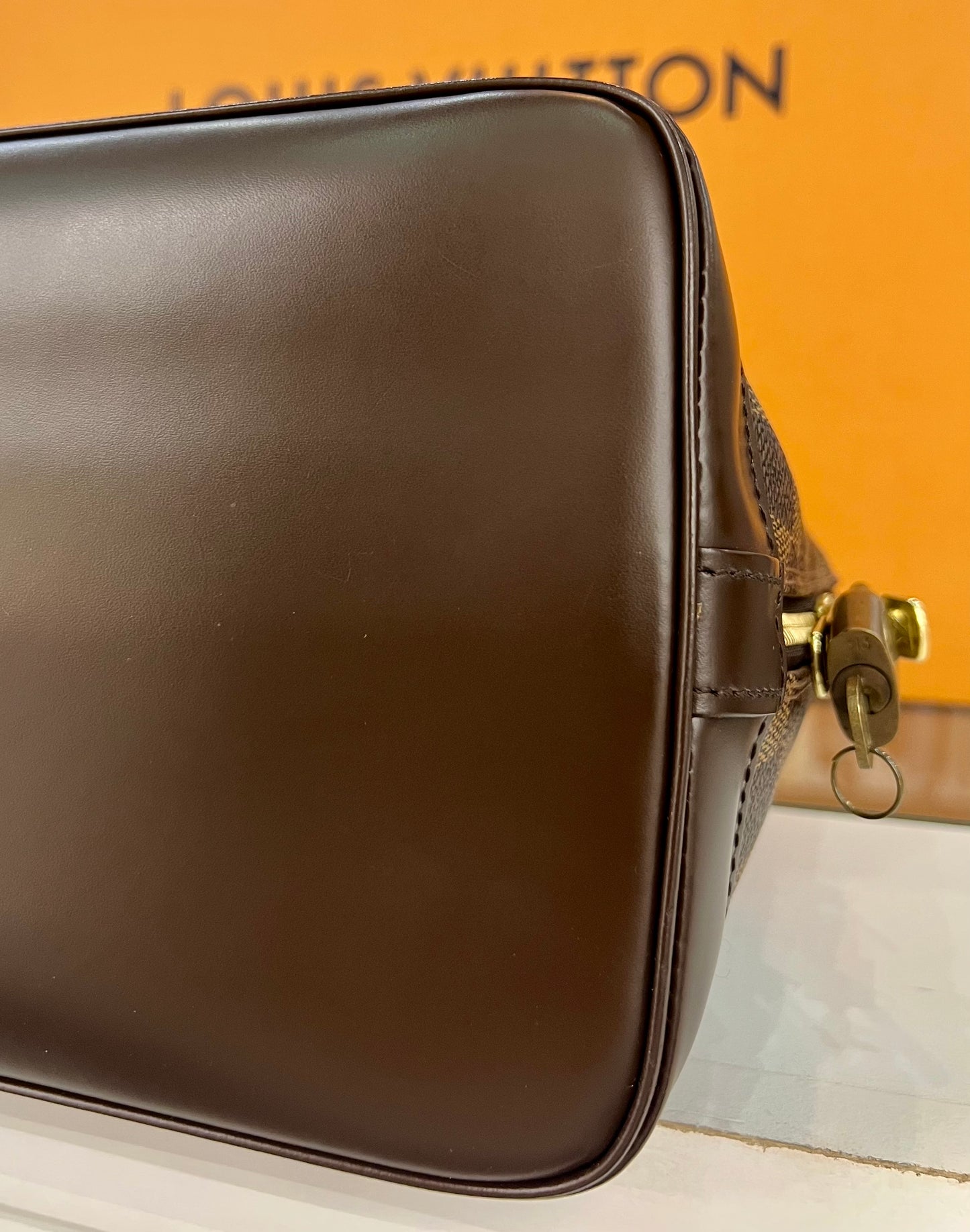 Alma PM Damier Ebene