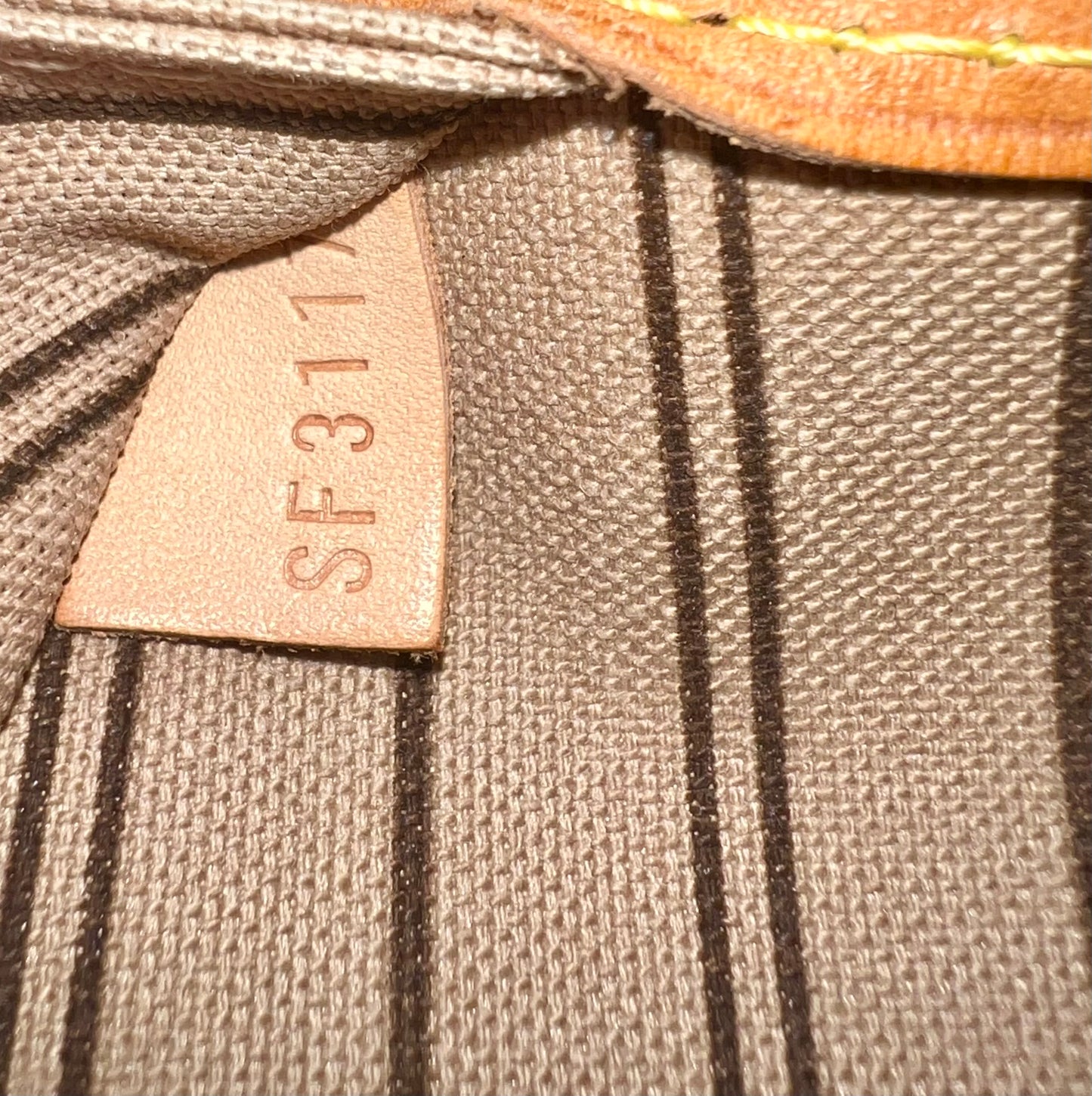 Neverfull MM Monogram/Tan