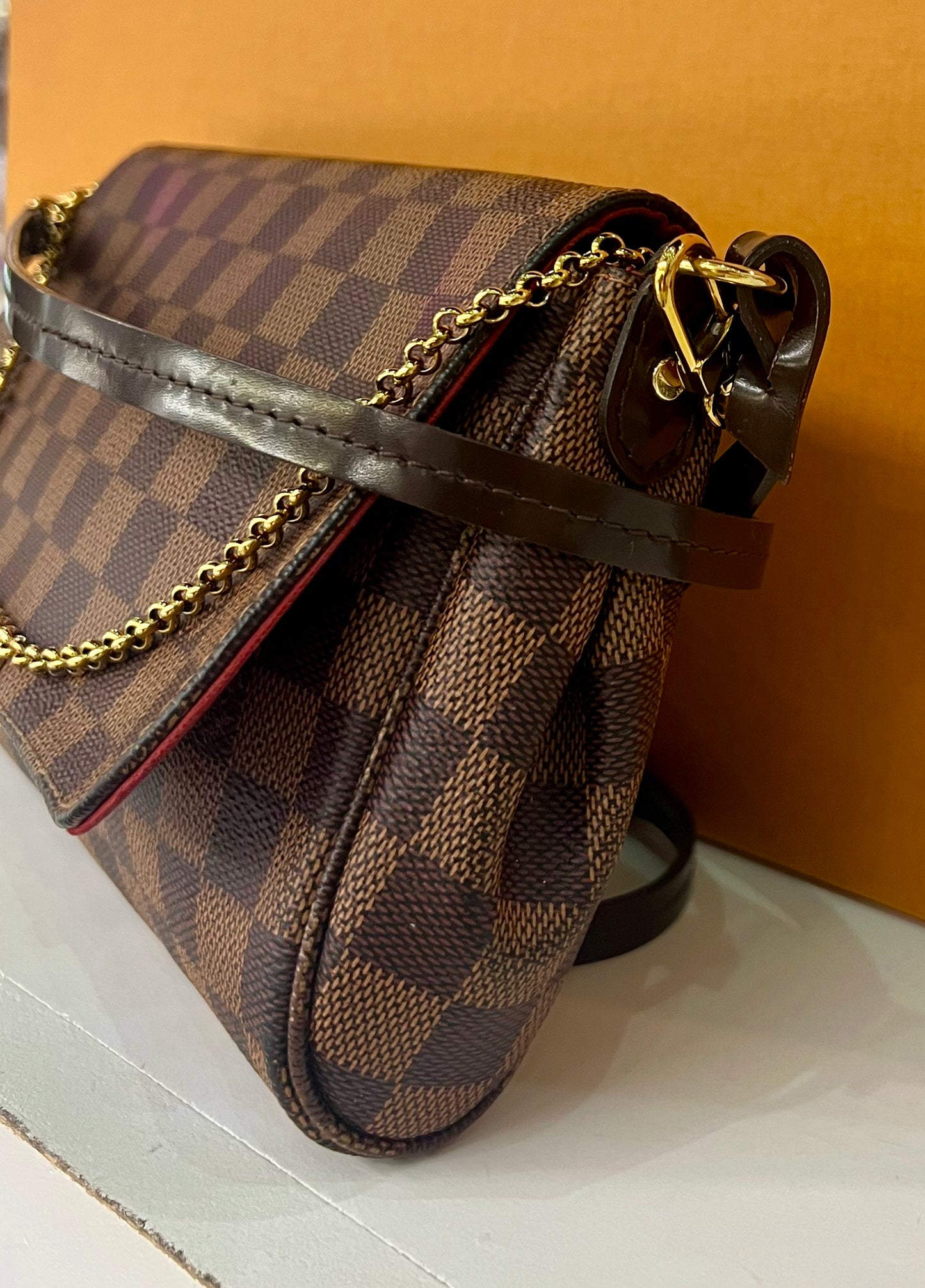 Favorite MM Damier Ebene