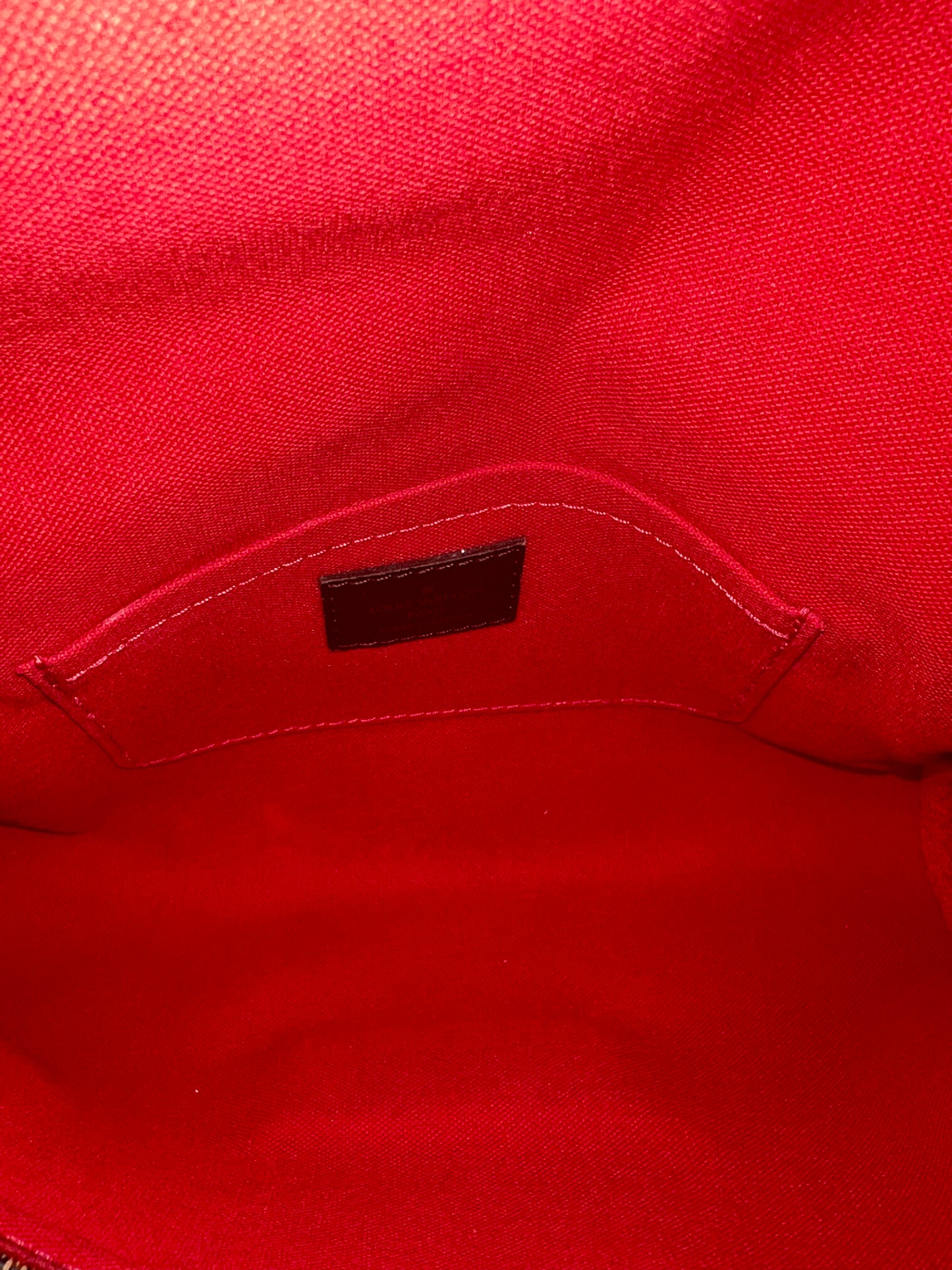 Favorite MM Damier Ebene