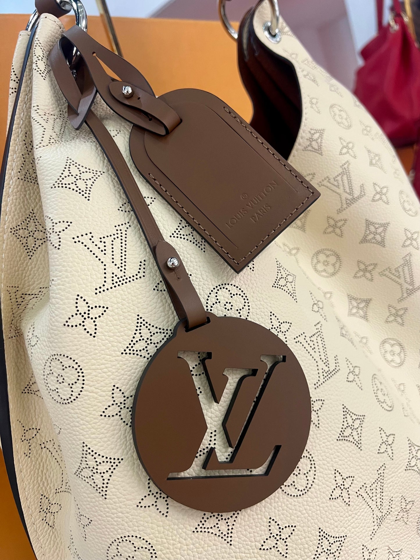 Carmel Mahina Hobo Cream