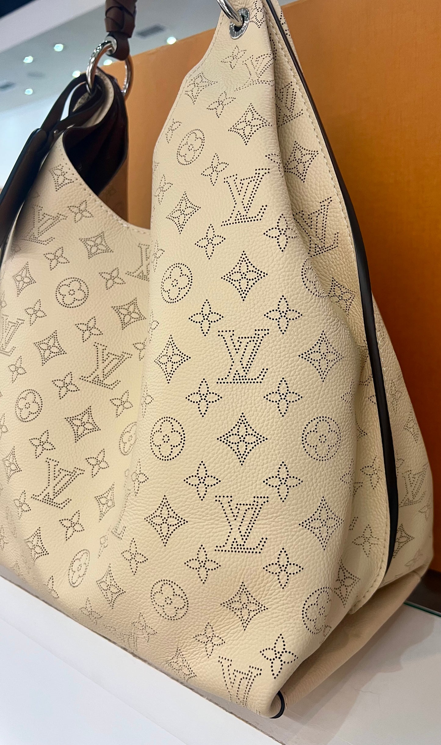 Carmel Mahina Hobo Cream