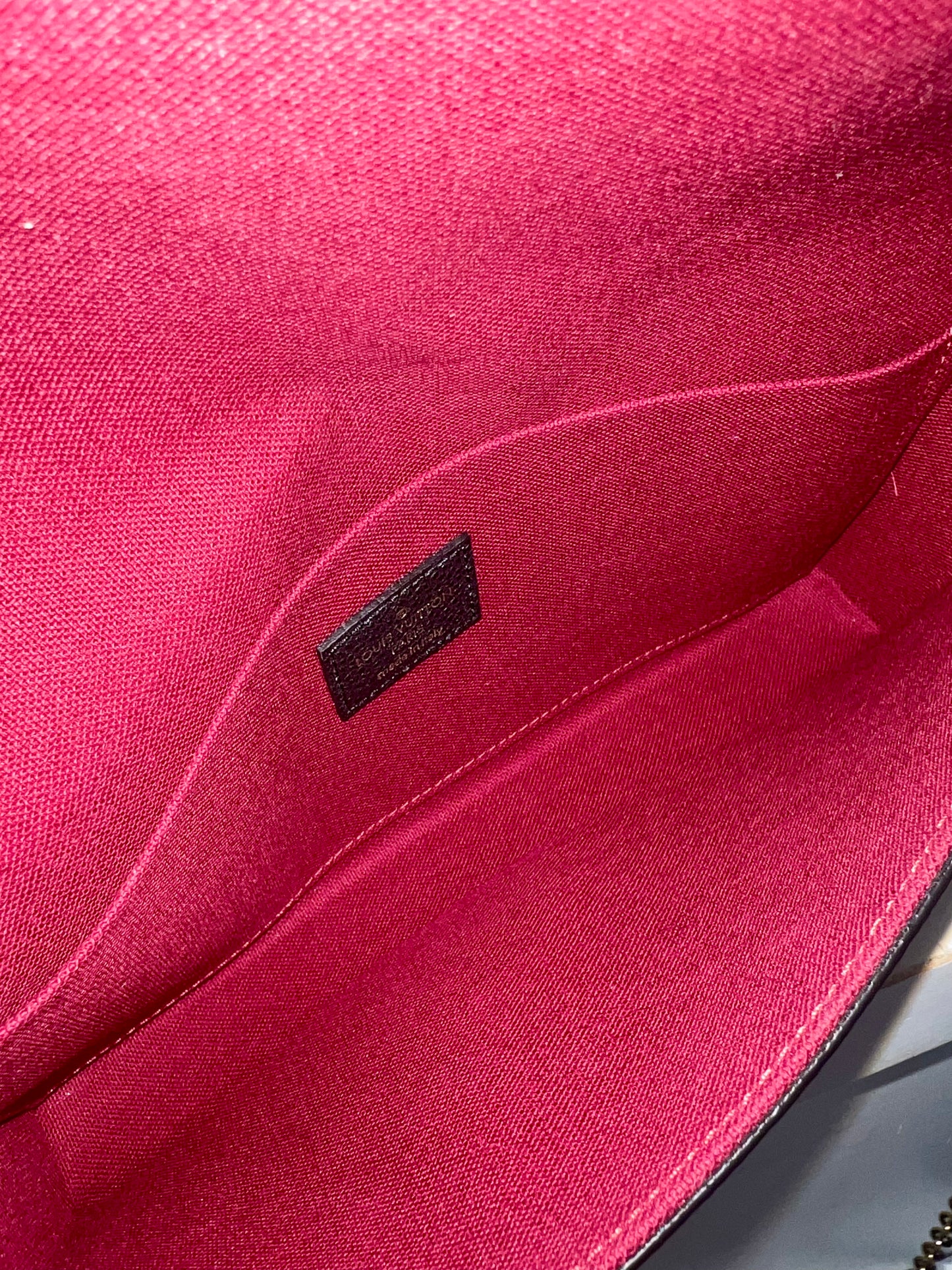 Felicie Black and White Empreinte