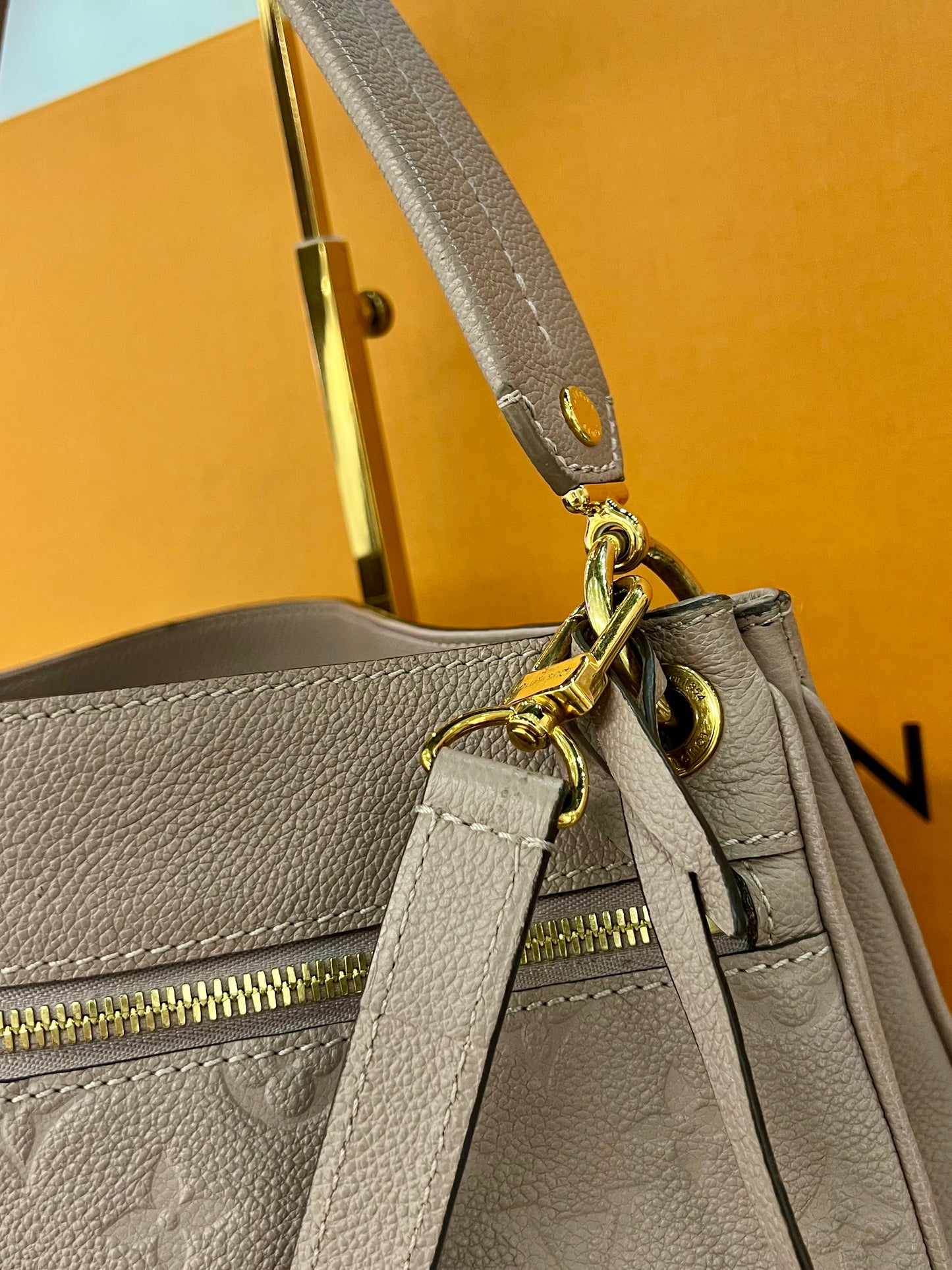 Spontini Empreinte Hobo