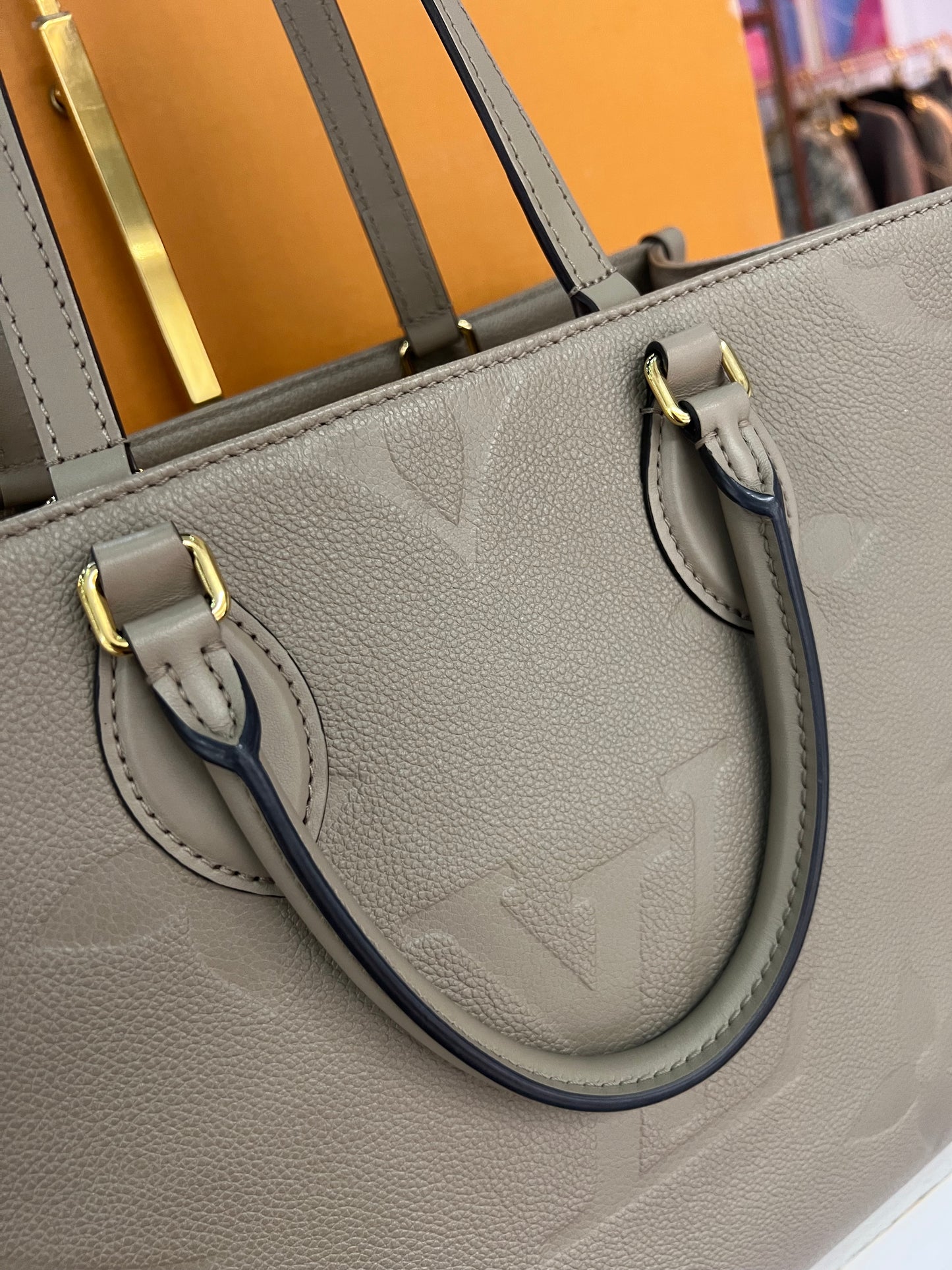 ONTHEGO MM Turtledove Empreinte