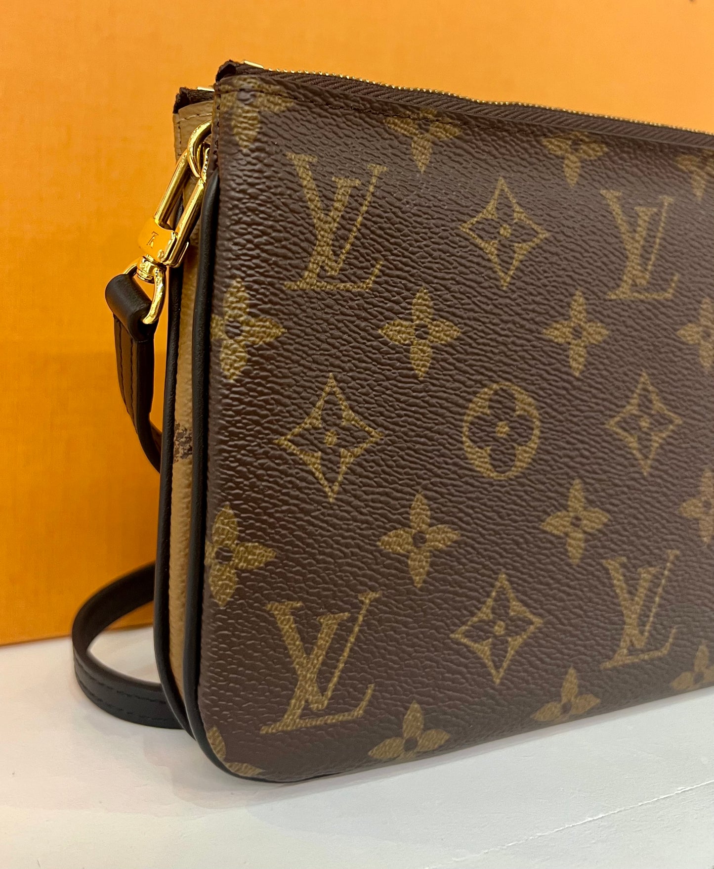 Zip Pochette Large Logo