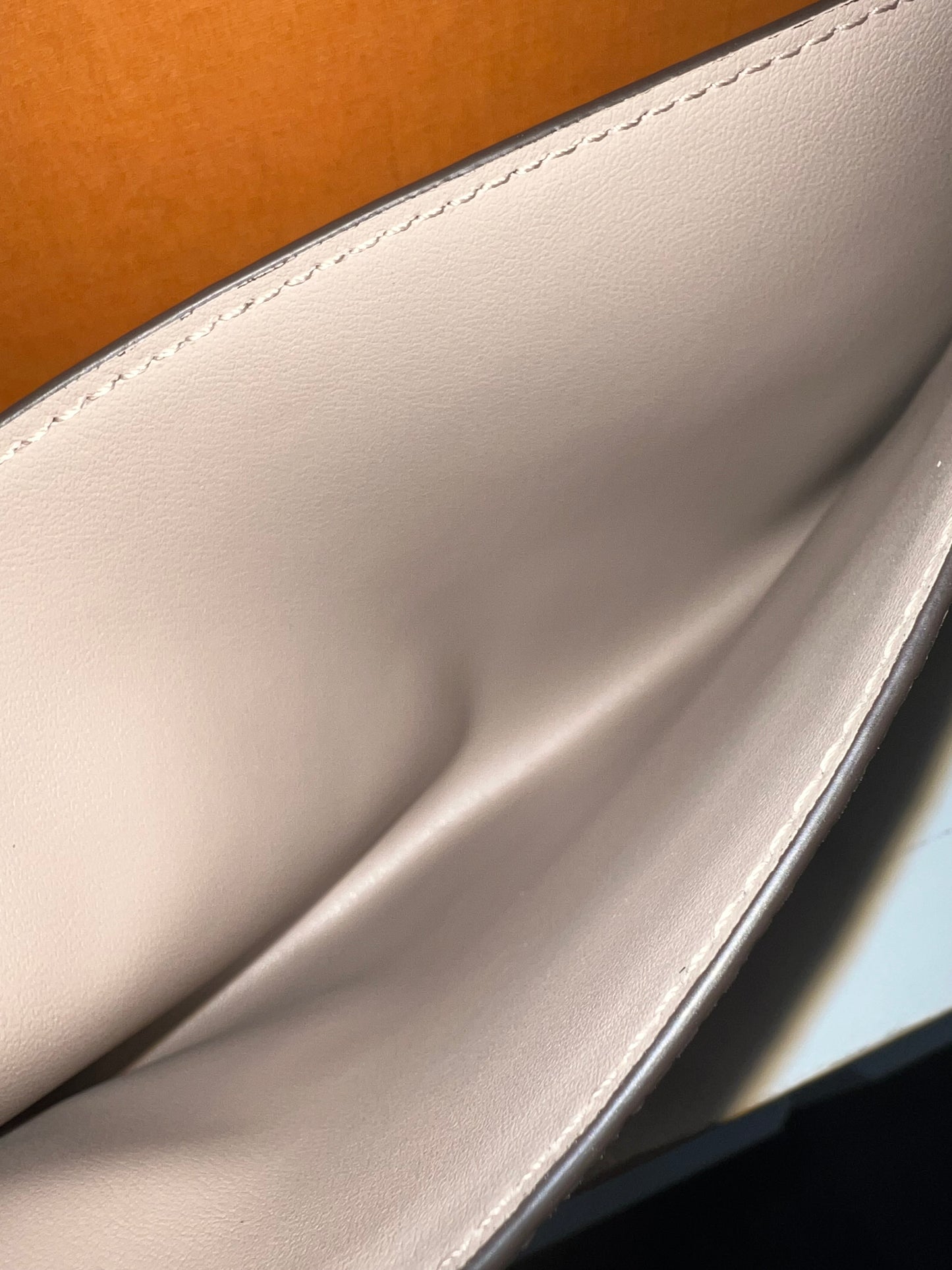 Long Wallet Turtledove