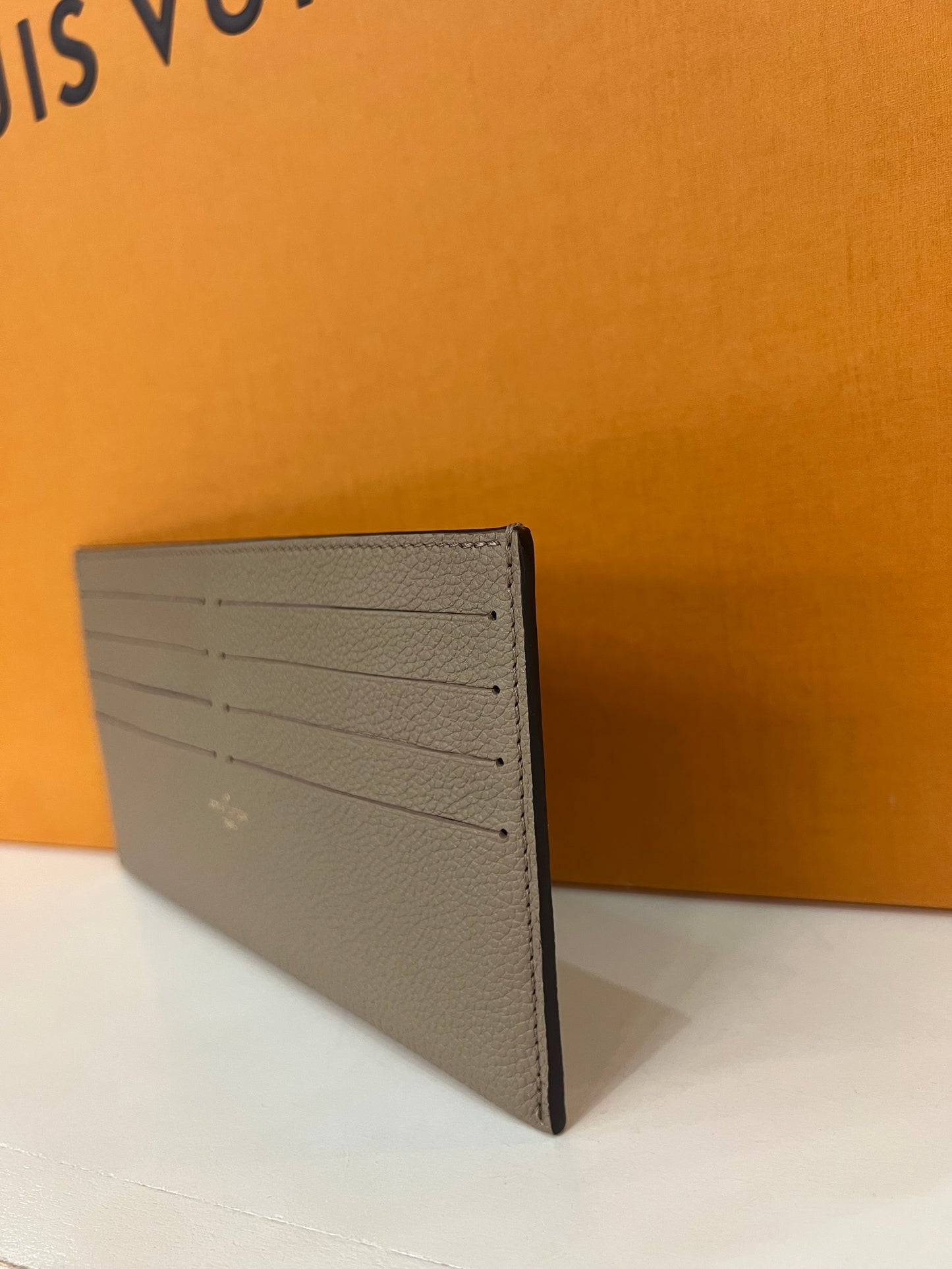 Long Wallet Turtledove