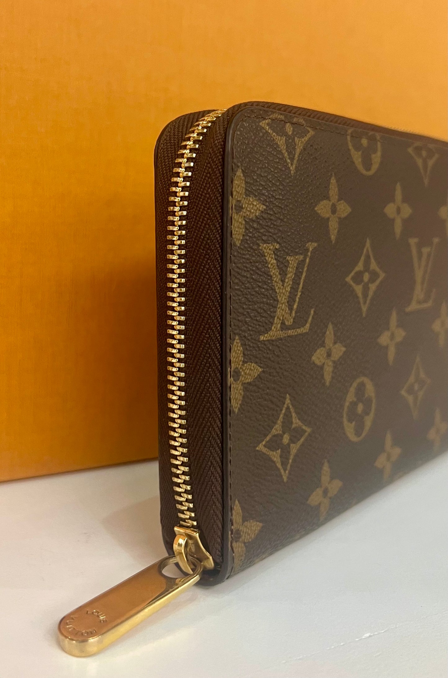 Zippy Organizer Wallet