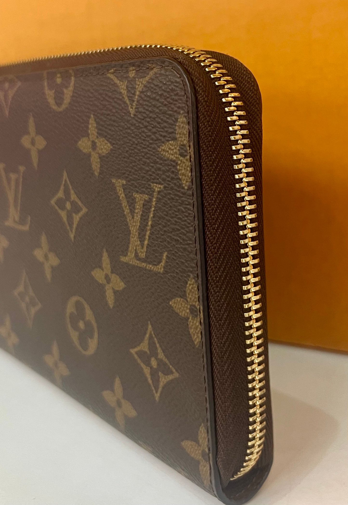 Zippy Organizer Wallet