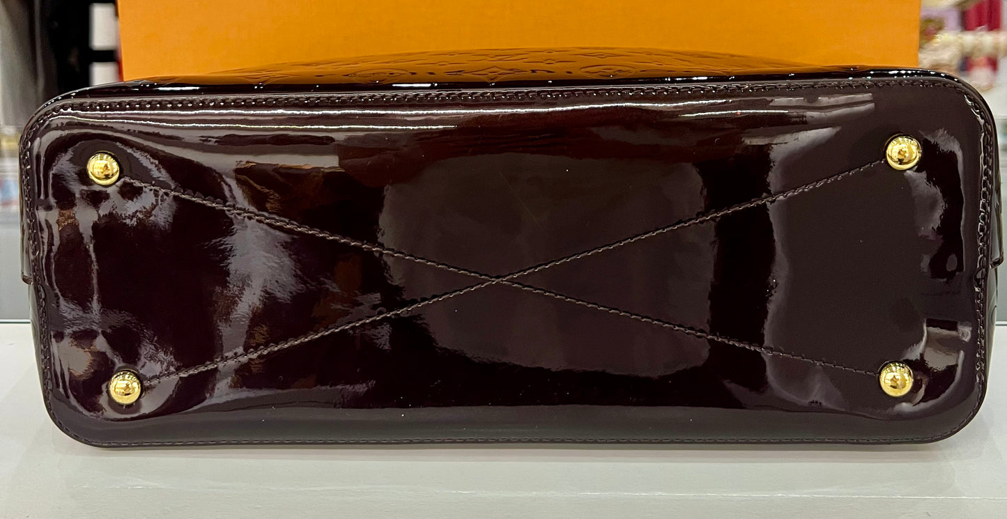 Long Beach Vernis Tote