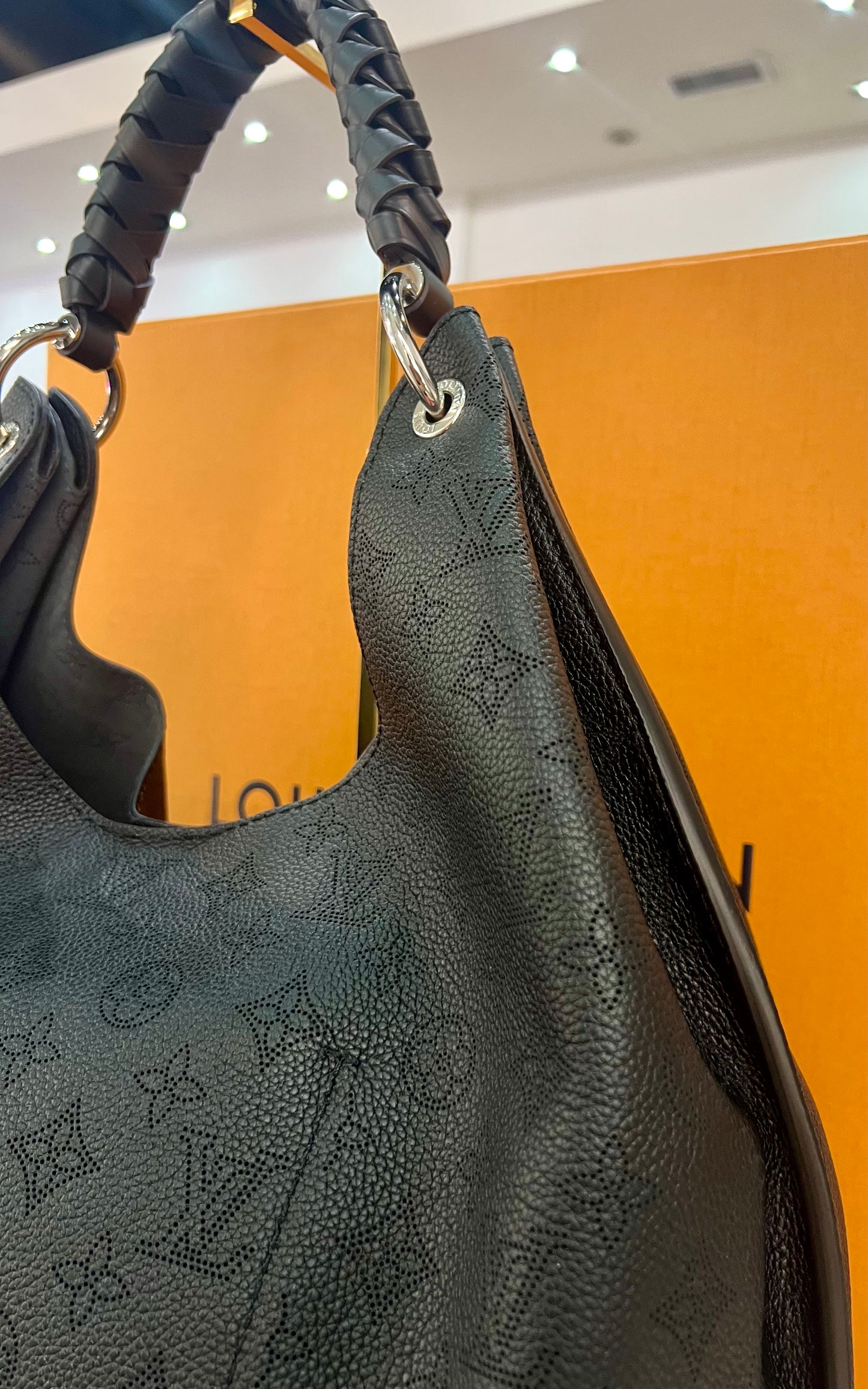 Carmel Mahina Hobo Black