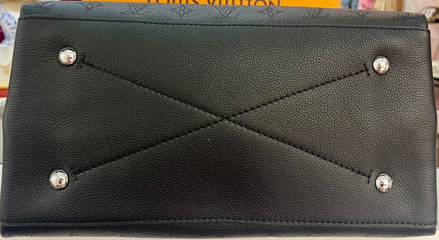 Carmel Mahina Hobo Black