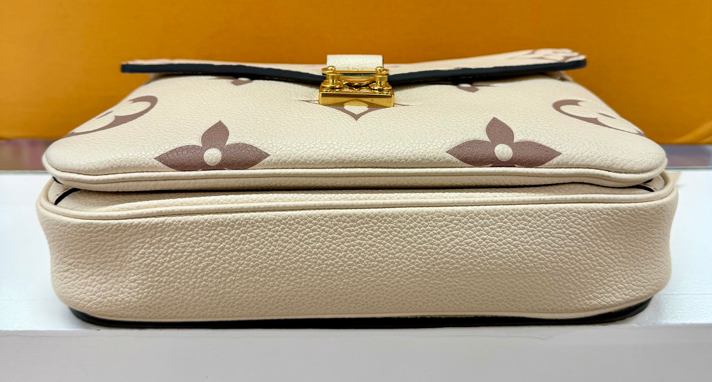 Metis Pochette Bi-color