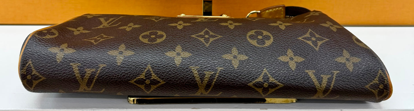 Eva Monogram