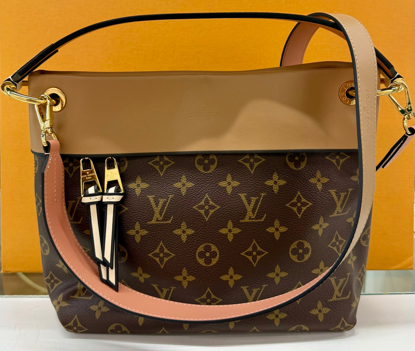 Tuileries Hobo