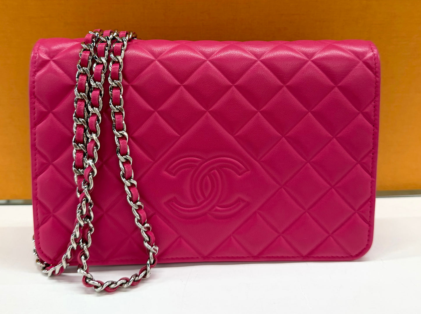 Chanel Diamond CC Wallet on Chain Pink