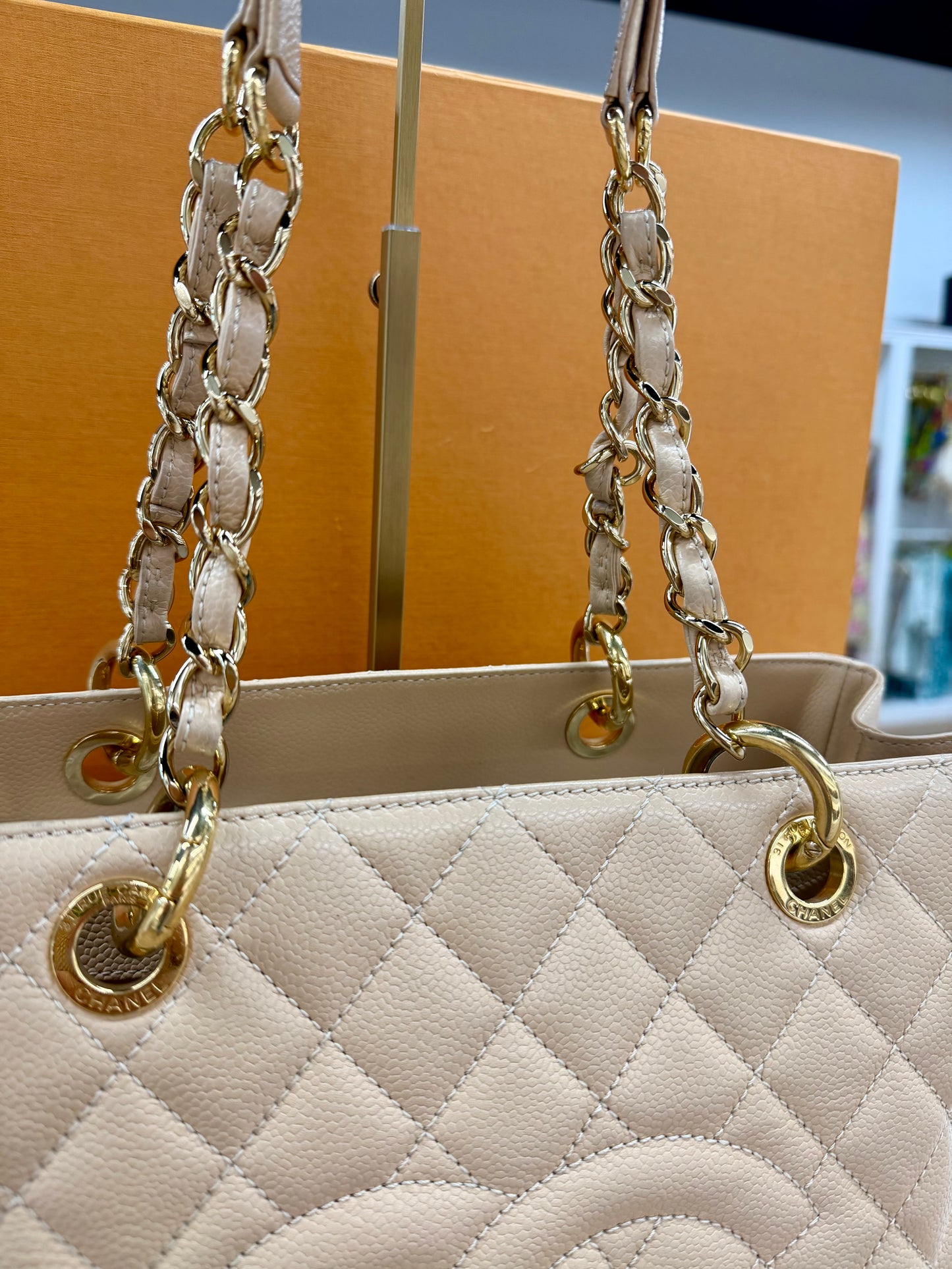Chanel GST Beige