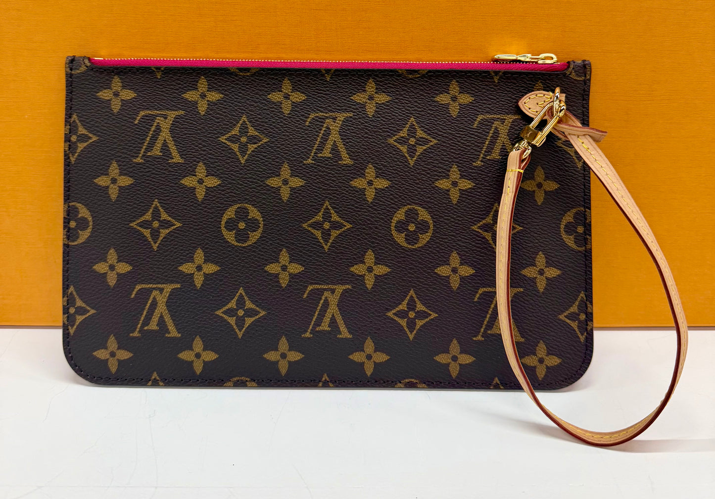Wristlet Monogram/Pink