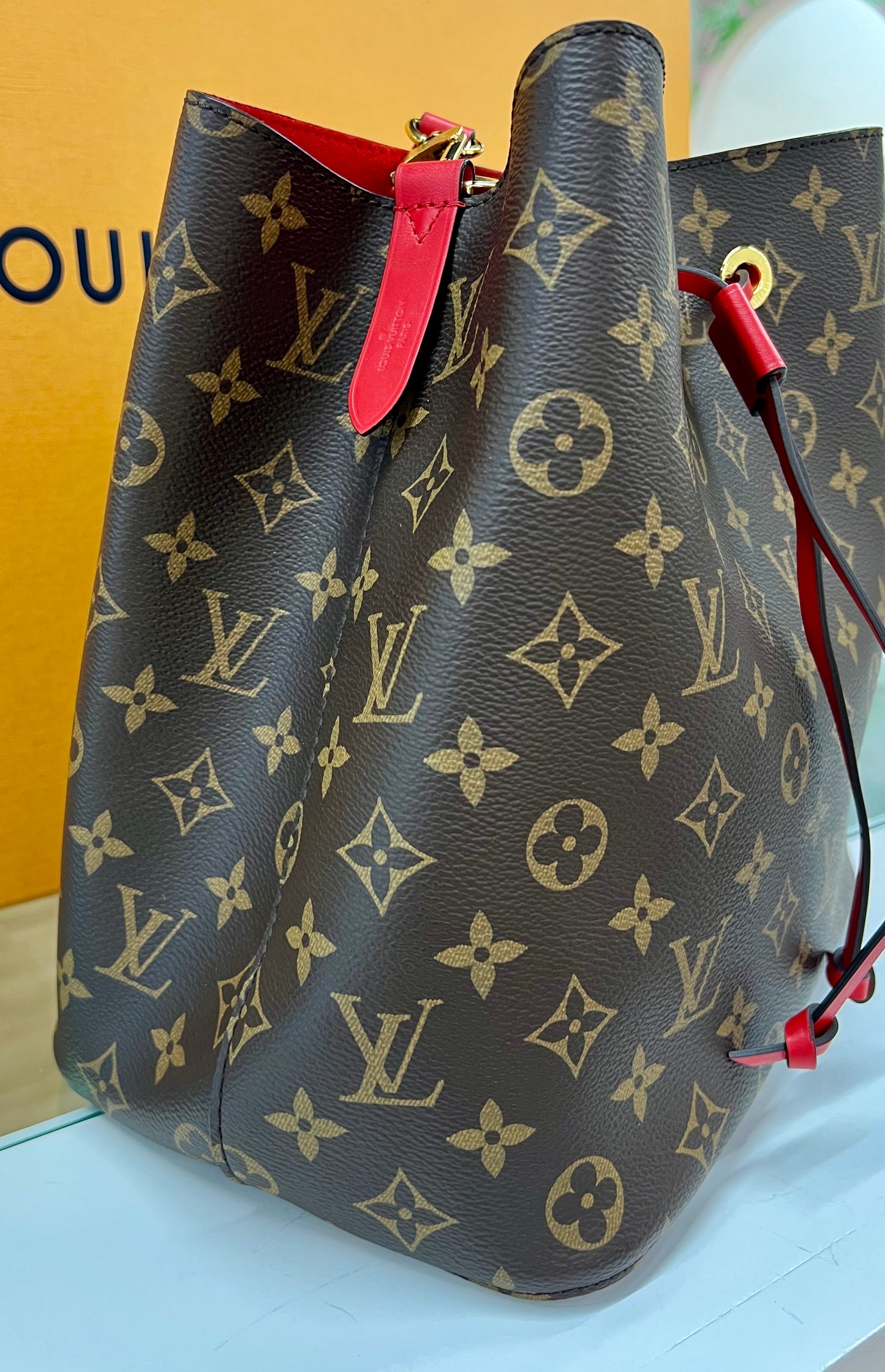 Neo Noe Monogram