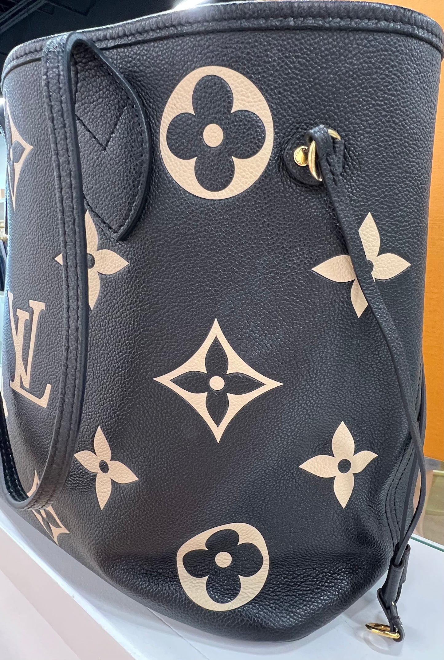 Neverfull MM Black Empreinte