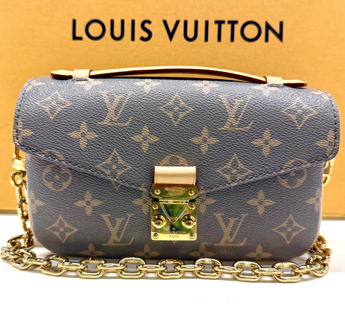 Pochette Metis East West