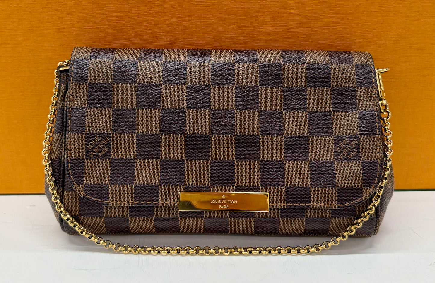 Favorite PM Damier Ebene