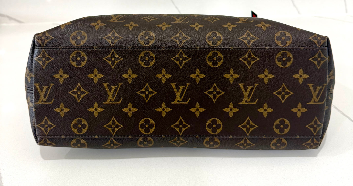 Tuileries Hobo
