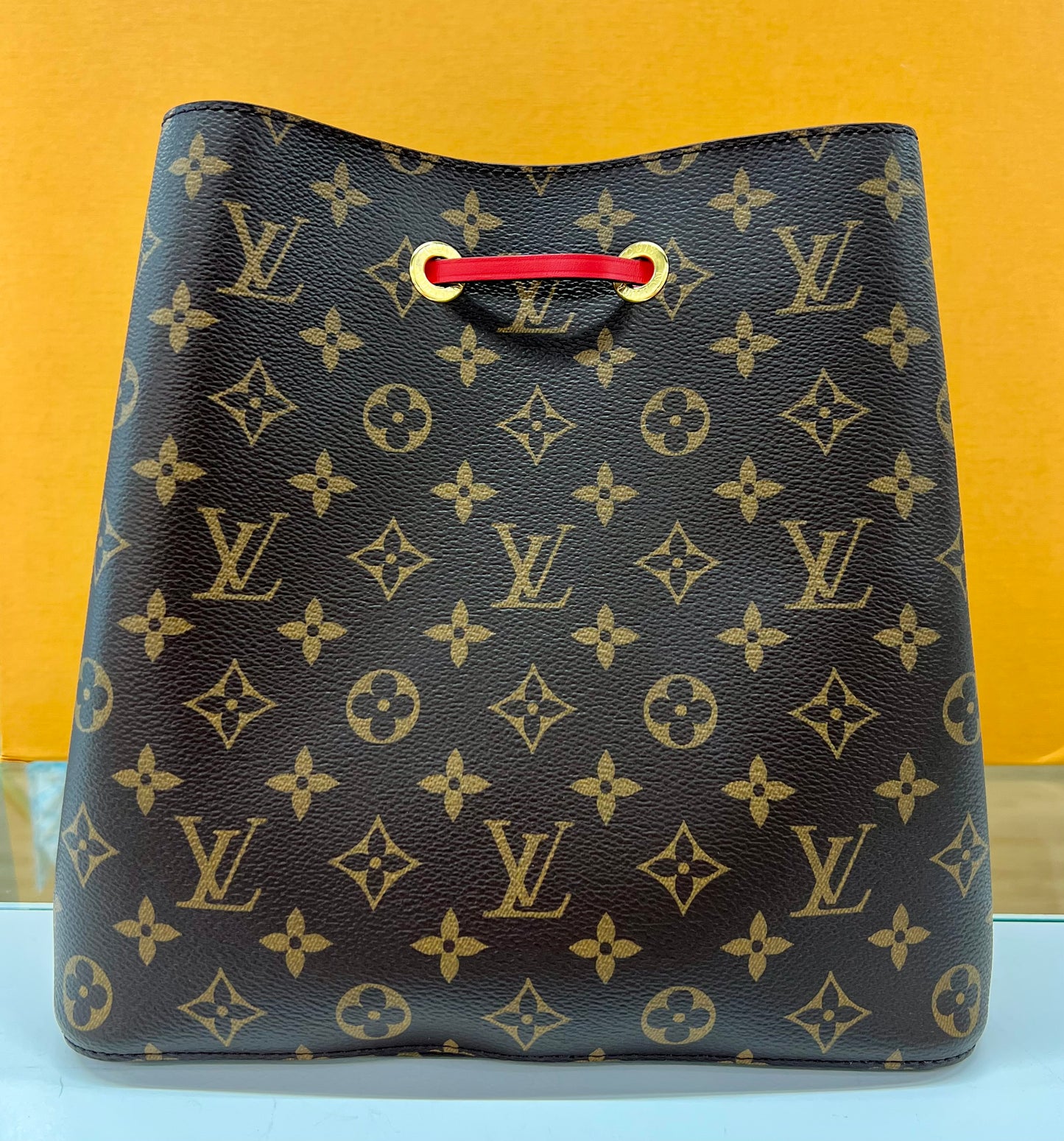 Neo Noe Monogram