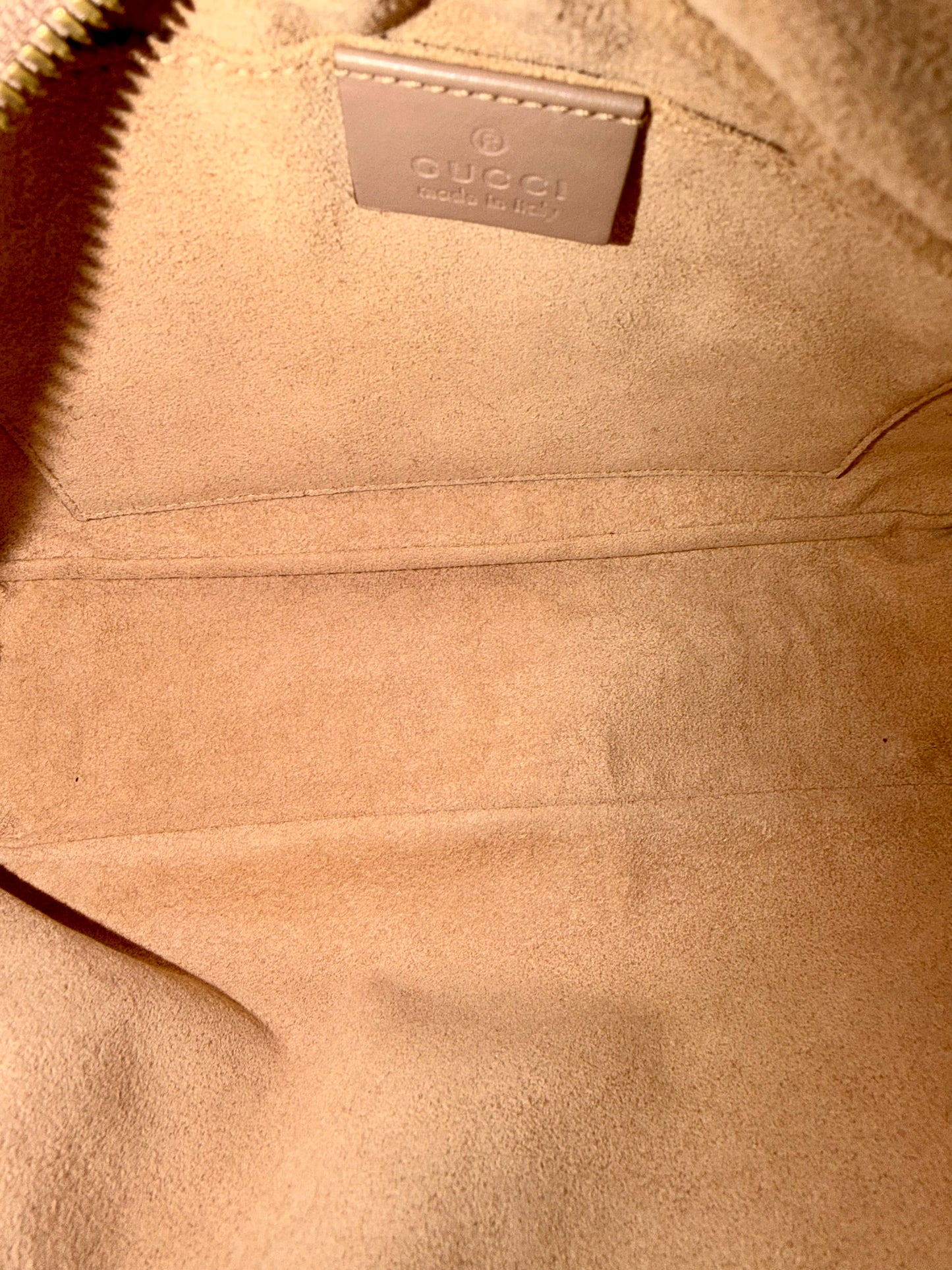 Gucci Camera Bag Small Nude