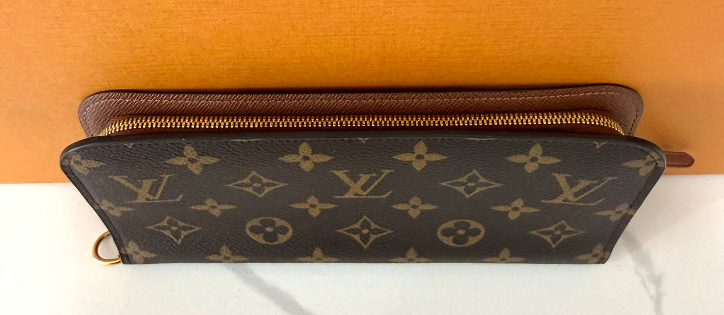 Insolite Wallet Monogram