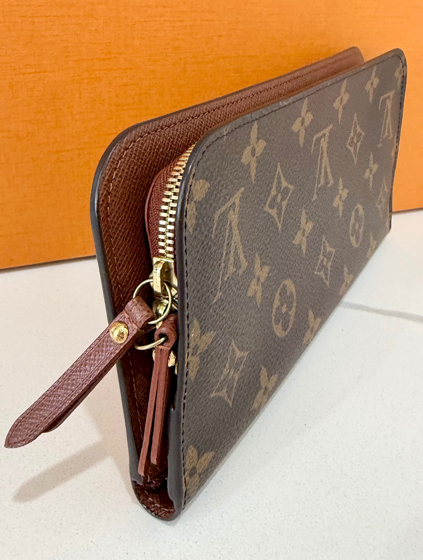 Insolite Wallet Monogram