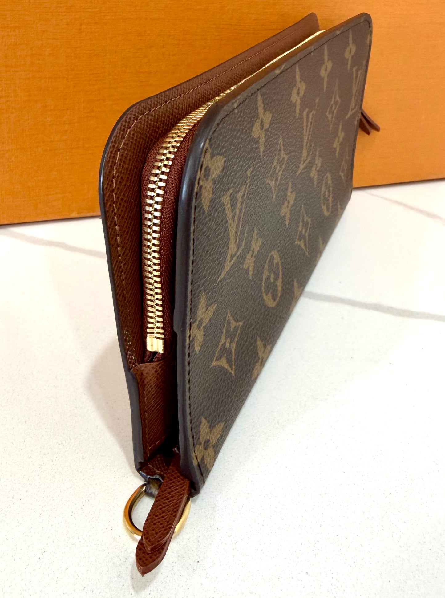 Insolite Wallet Monogram