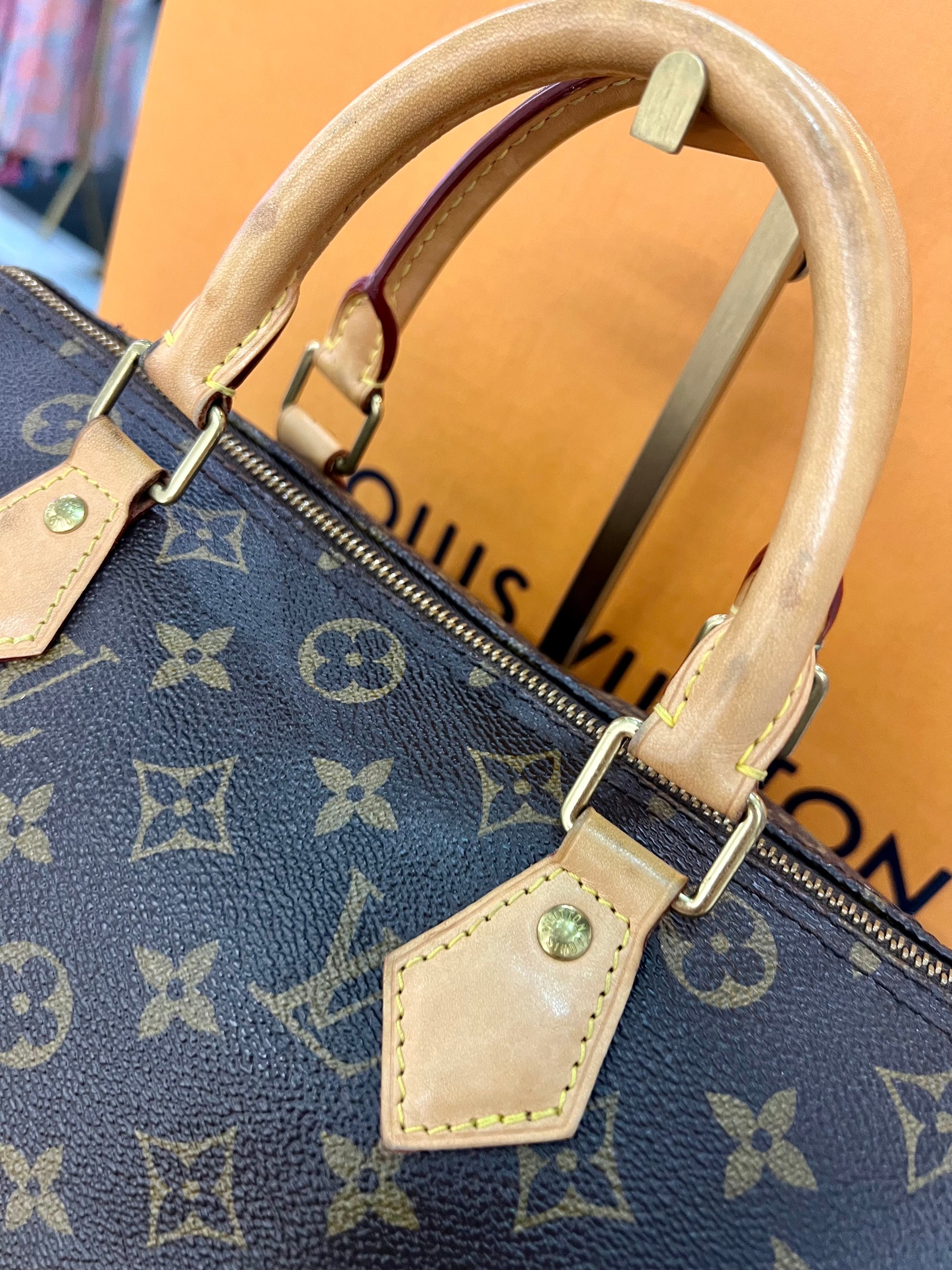 Louis Vuitton Monogram Canvas Montaigne mm Bag