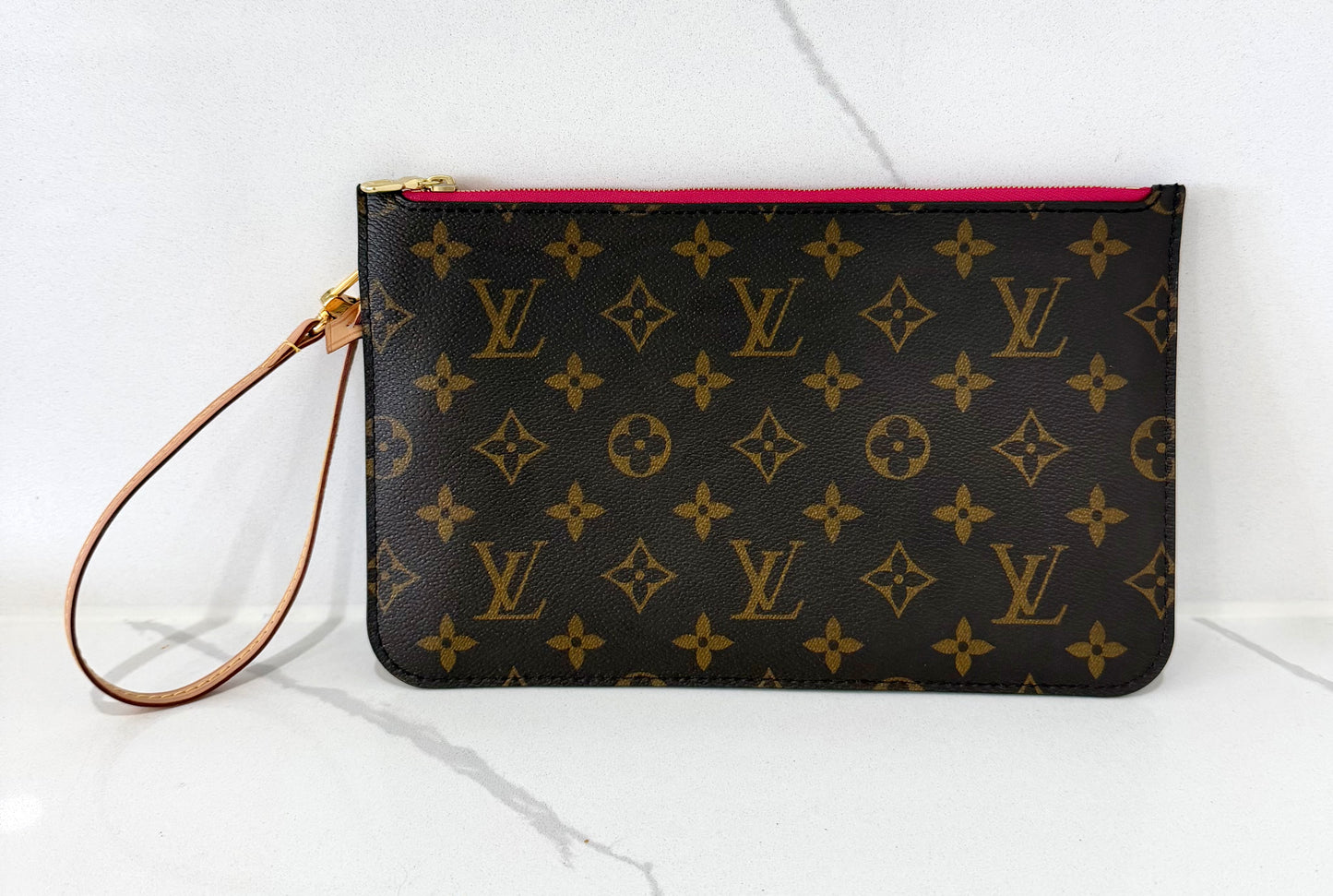 Wristlet Monogram/Pink