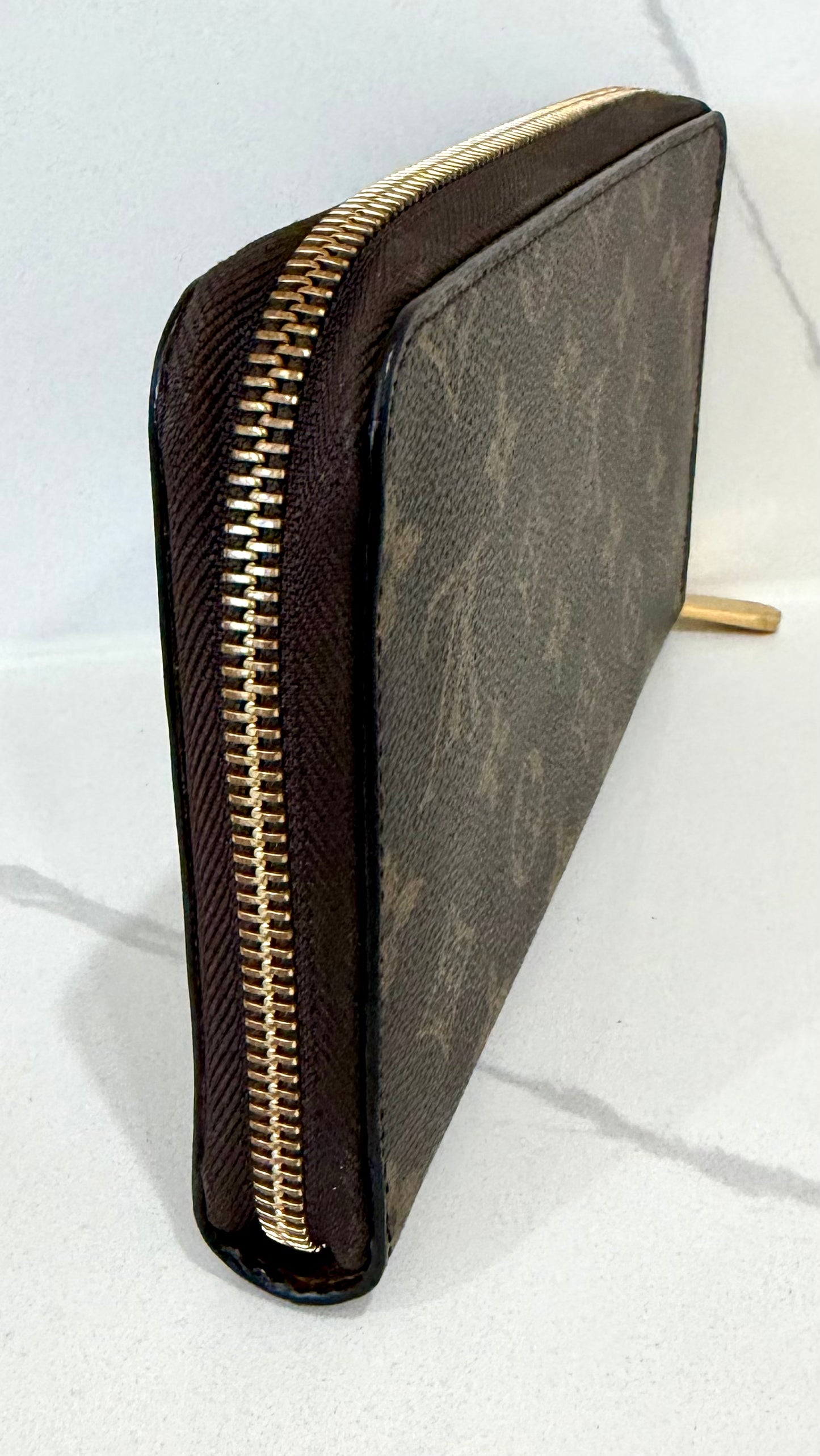 Zippy Organizer Wallet Monogram