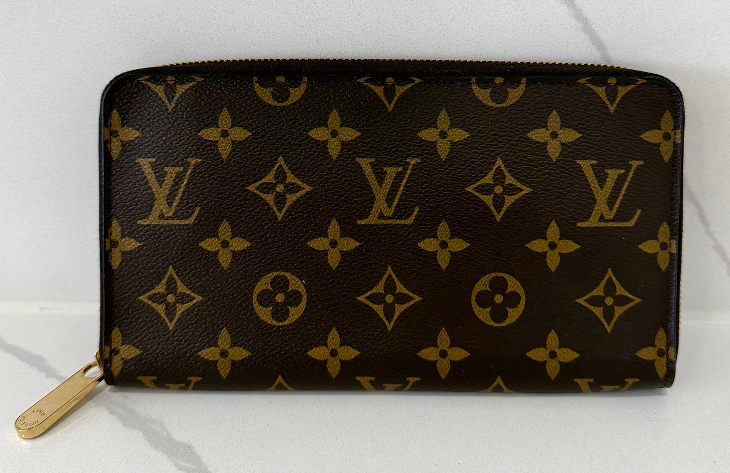 Zippy Organizer Wallet Monogram