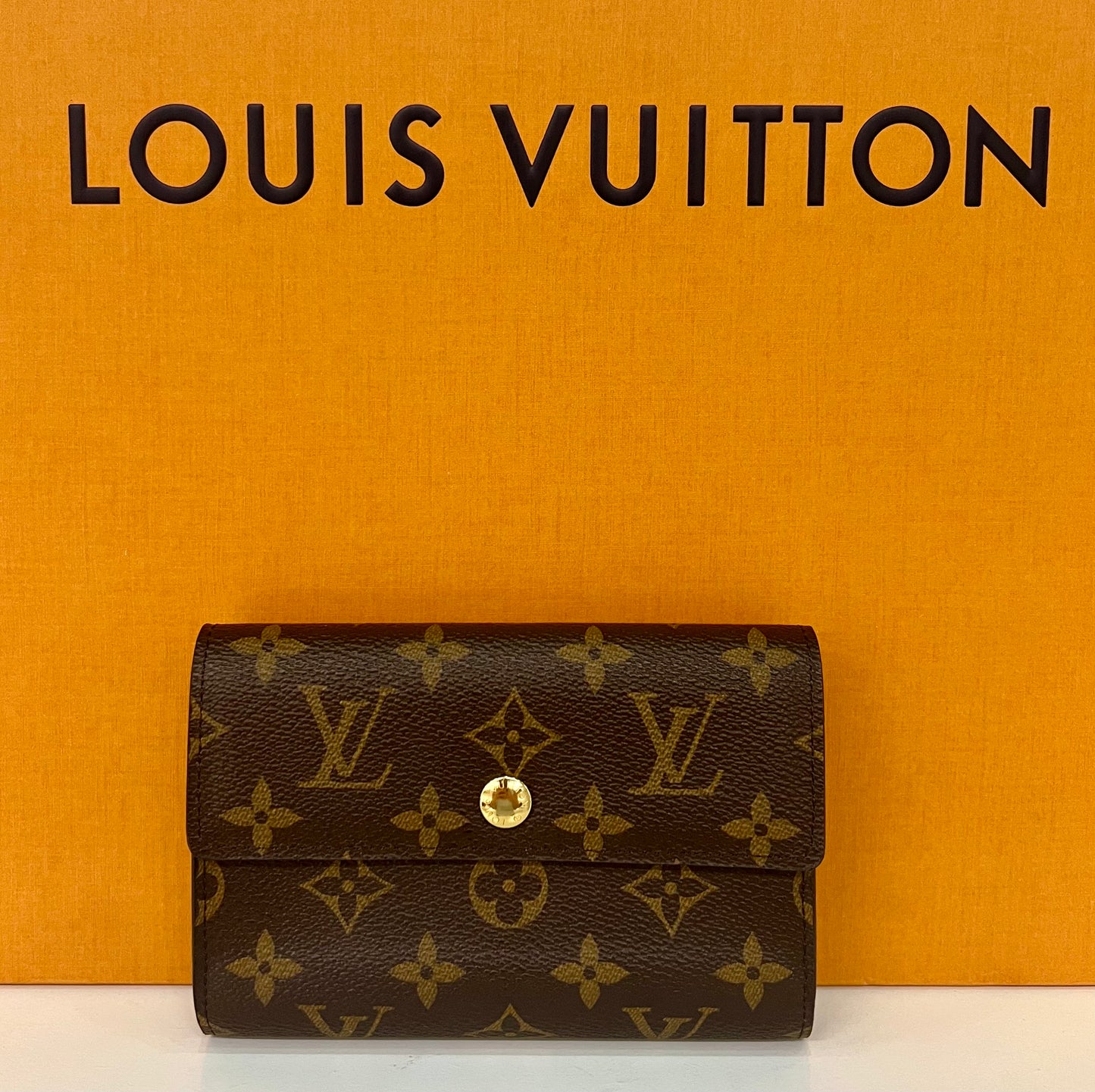 Sarah Compact Wallet
