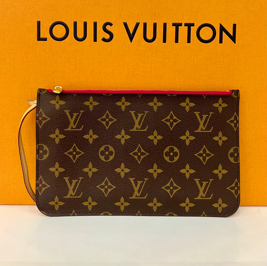 Wristlet Monogram