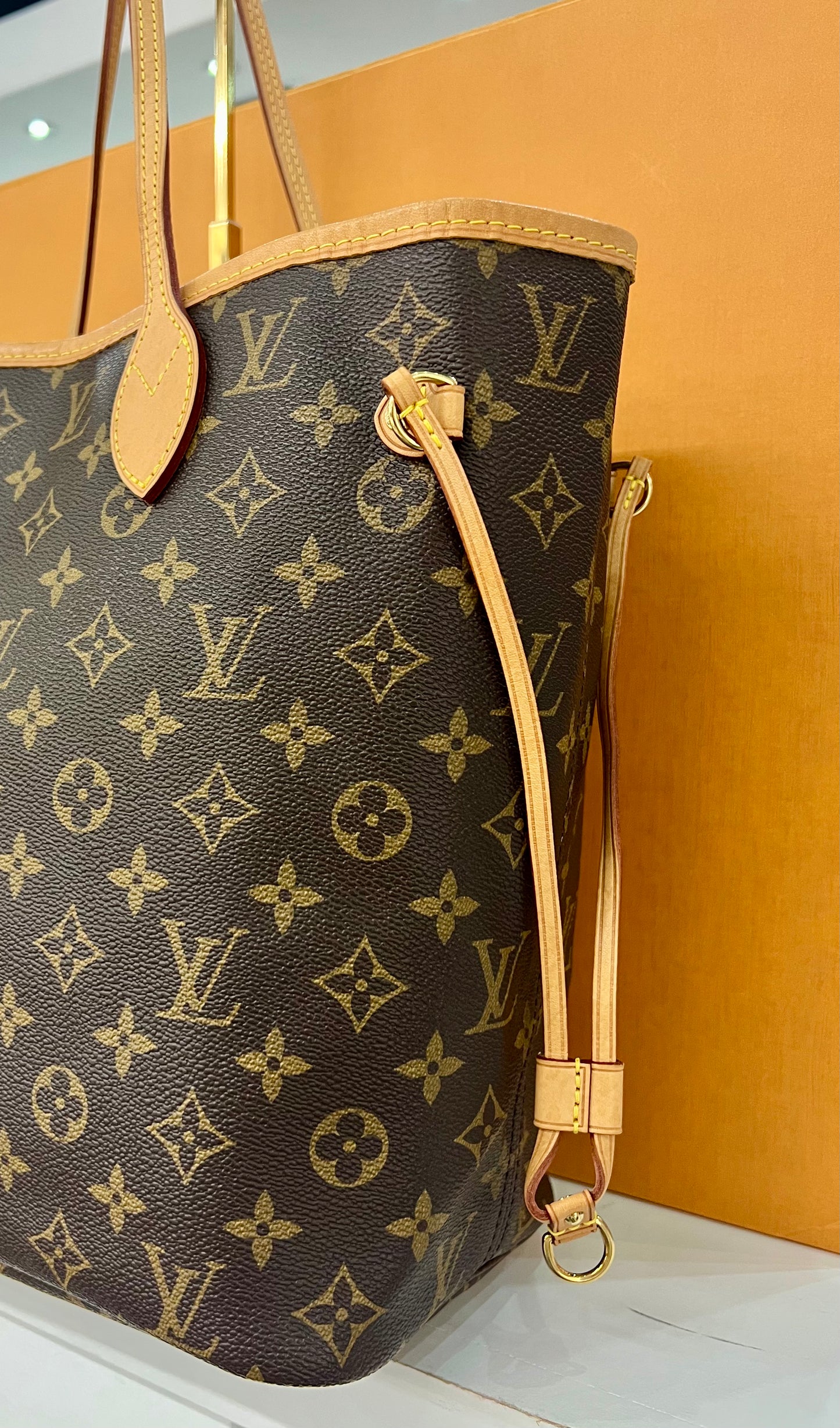 Neverfull MM Monogram