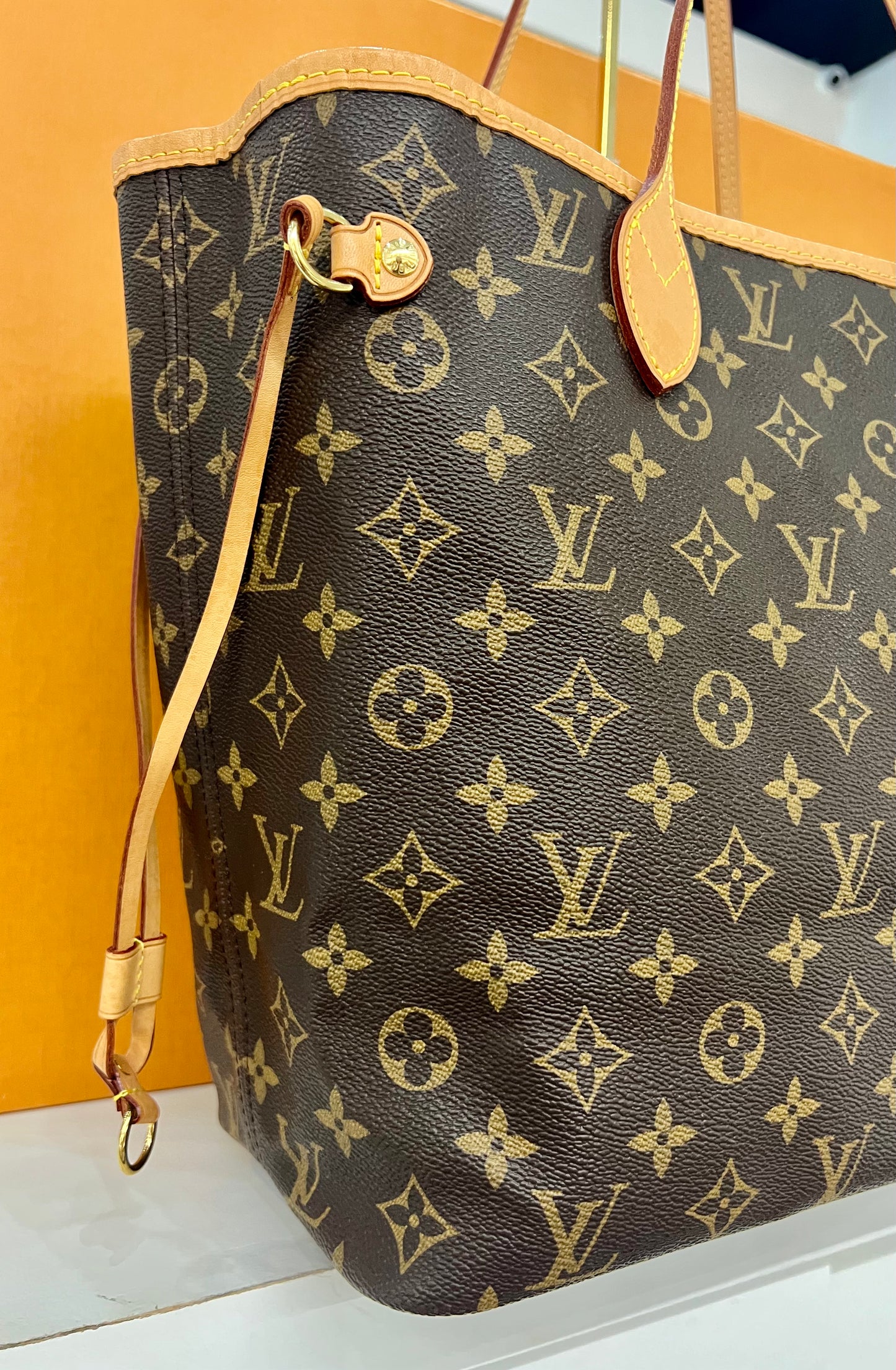 Neverfull MM Monogram