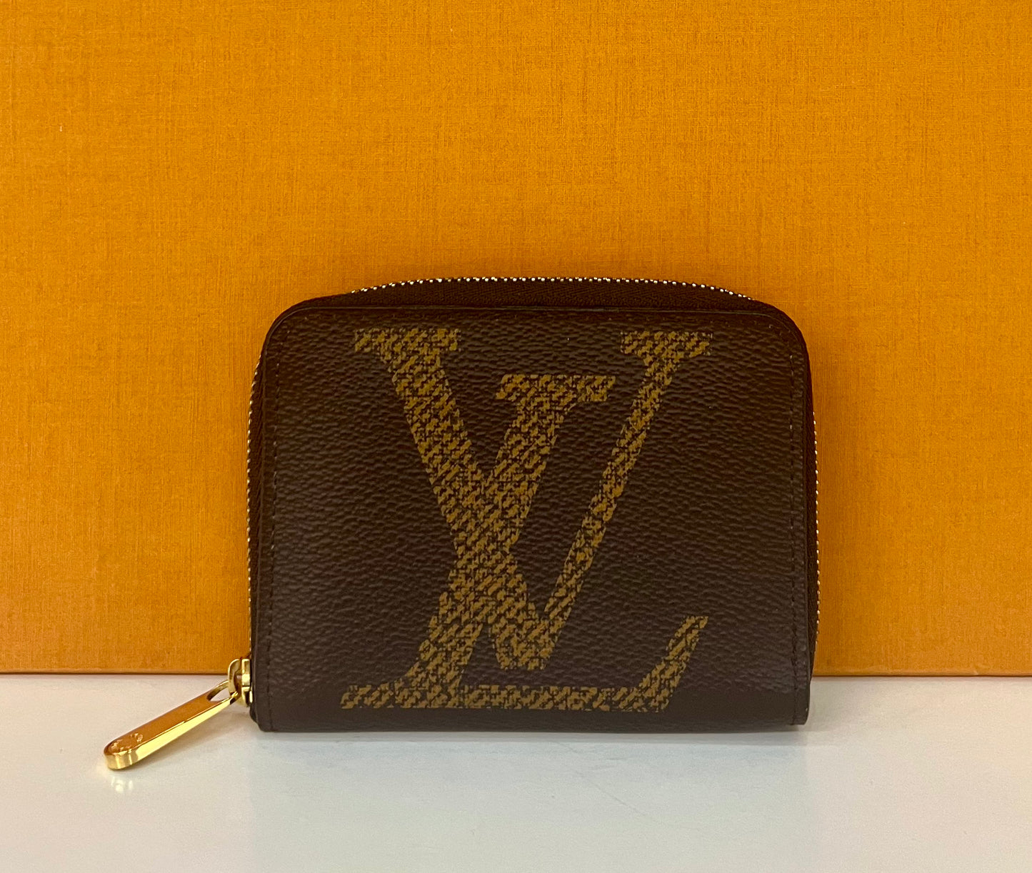 Compact Zippy Wallet Large Logo