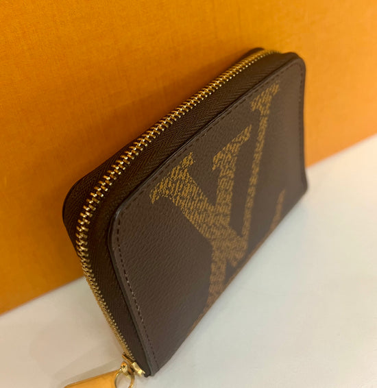 Compact Zippy Wallet Large Logo