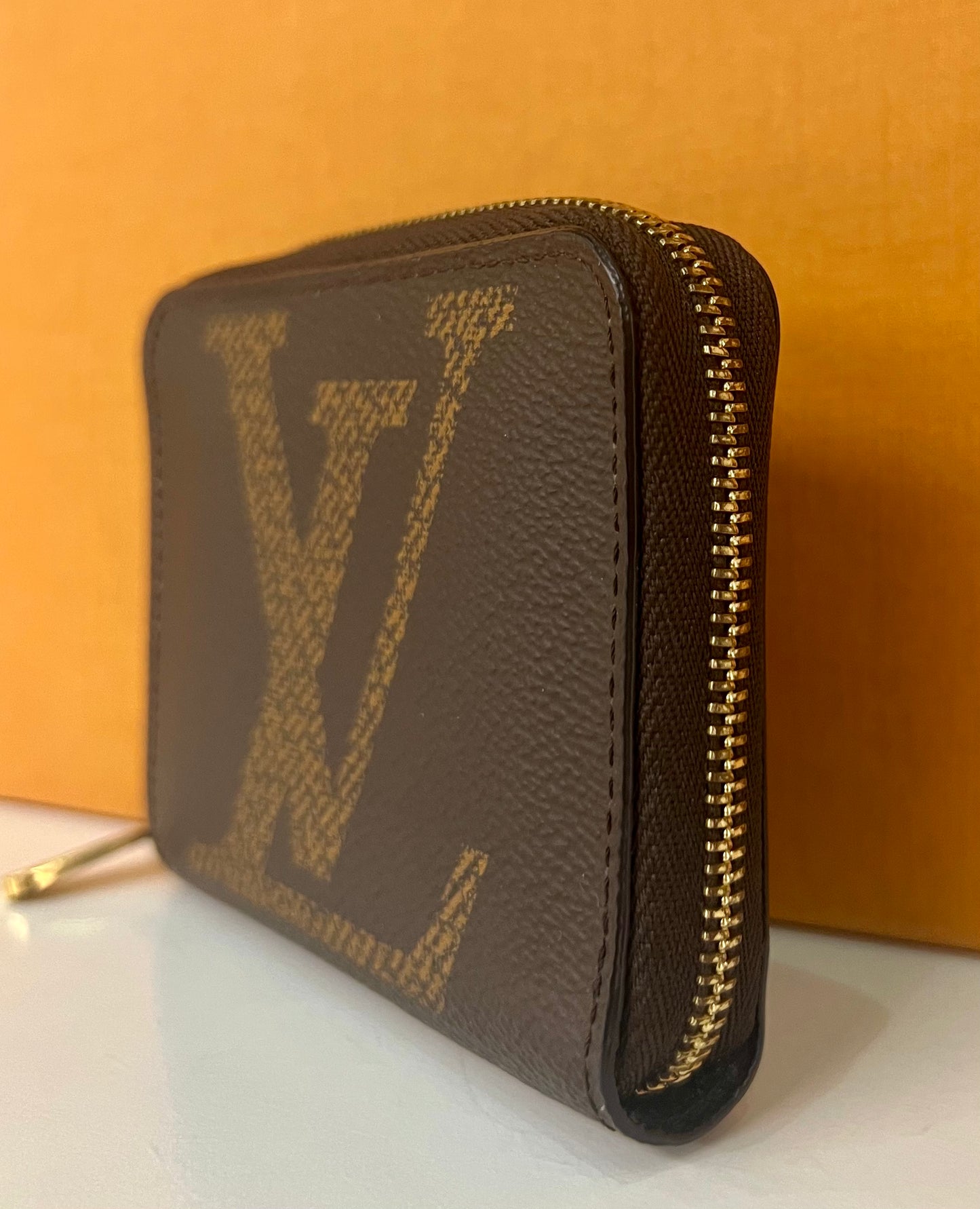 Compact Zippy Wallet Large Logo